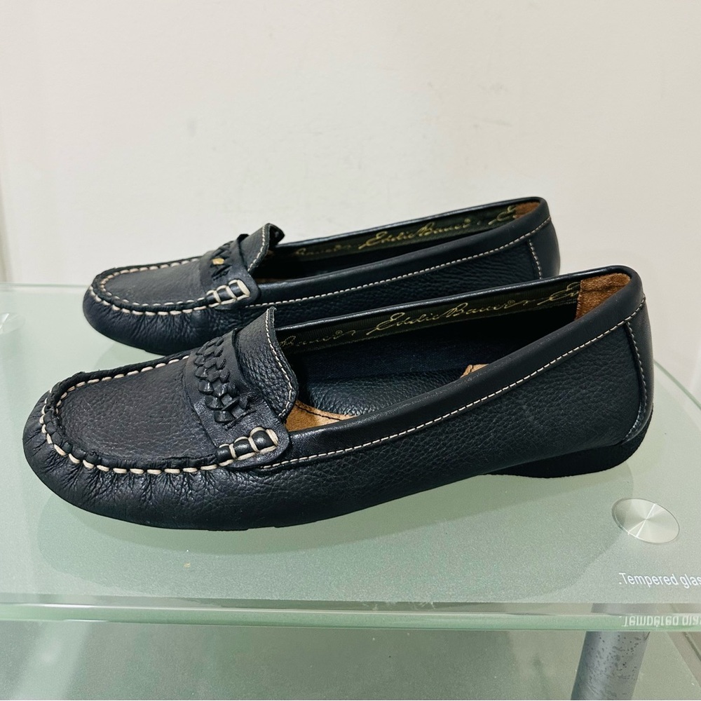 Eddie Bauer Black Leather Moccasin Flats